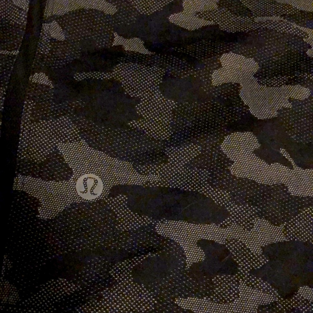 Camo Lululemon Pace Beaker 7” Shorts
